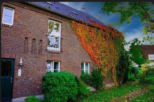Außenansicht-Hauseingang-1-von-3 - Terrassenwohnung in Pulheim zum Kaufen