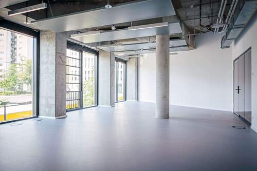 Private Office (110) M - 