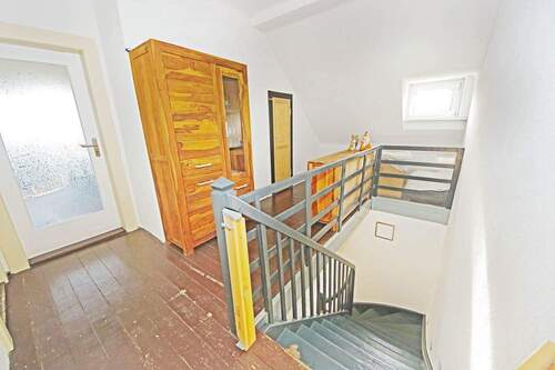 Flur- / Treppenbereich im DG - 