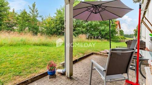 Terrasse 1 - 2 Zimmer Mehrfamilienhaus, Wohnhaus zum Kaufen in Schotten