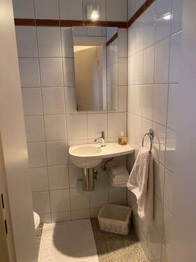 Gäste-WC Erdgeschoss - 