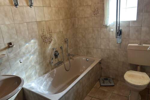 Bad unten - Mehrfamilienhaus, Wohnhaus mit 151,00 m&sup2; in Ibbenbüren zum Kaufen