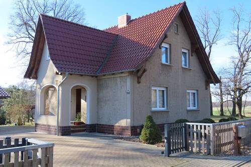 IMG_1893 - Einfamilienhaus mit großem Grundstück