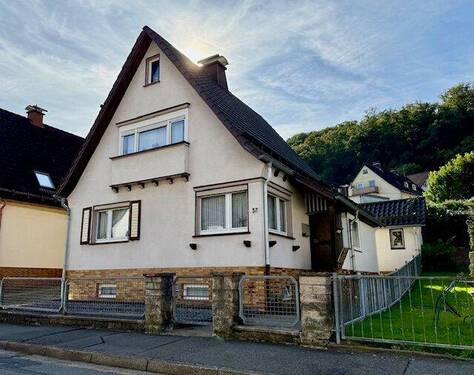 Ansicht von der Straße - 3 Zimmer Einfamilienhaus in Bad Lauterberg