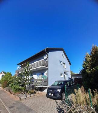 Ansicht - Top Lage, zwei Wohnungen, Balkone und Garagen