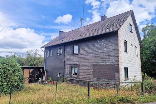 Rückansicht - Mehrfamilienhaus, Wohnhaus mit 127,00 m² in Windeck zum Kaufen