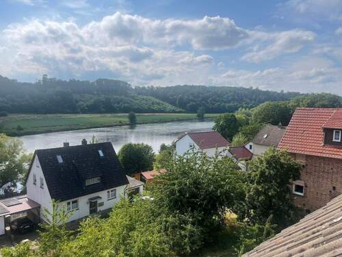 Fuldablick - Wohlfühloase in naturnaher Lage !! Zweifamilienhaus mit fantastischem Fuldablick in Bergshausen