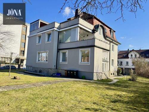 Seitenansicht - Mehrfamilienhaus, Wohnhaus mit 211,00 m&sup2; in Kulmbach zum Kaufen