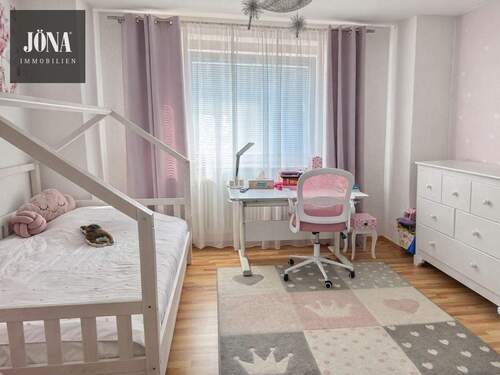 Kinderzimmer Dachgeschoss - 