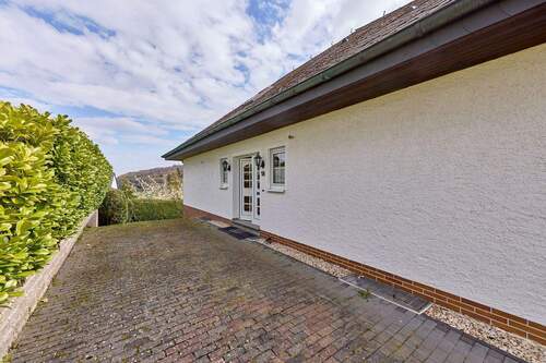 Einfahrt.jpg - 6 Zimmer Bauernhaus, Landhaus in Wittlich