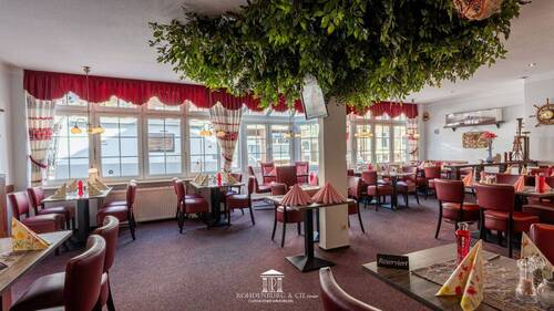 Restaurant - 