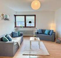 Ruhige Wohnlage mit Blick über Bayreuth - bezugsfreie 3-Zimmer-ETW mit Balkon und TG-Stellplatz