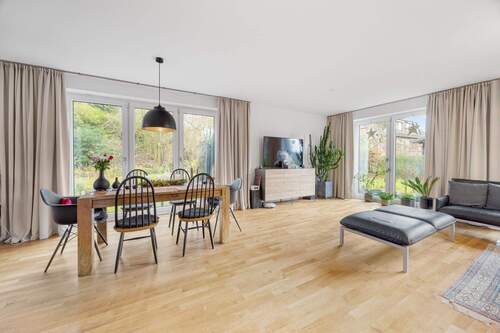 und Echtholzparkettboden - 