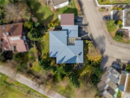 Luftbild - 7 Zimmer Einfamilienhaus zum Kaufen in Günzburg