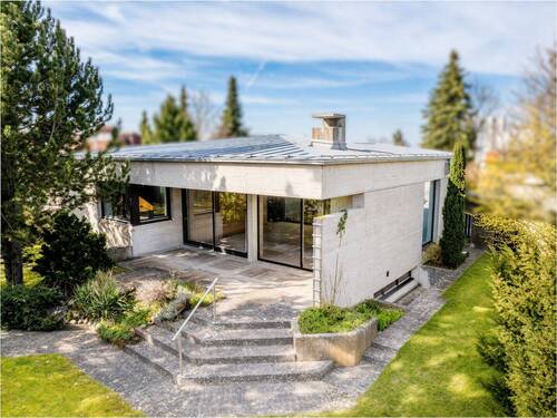 Hausansicht Garten - Einfamilienhaus mit 172,00 m&sup2; in Günzburg zum Kaufen