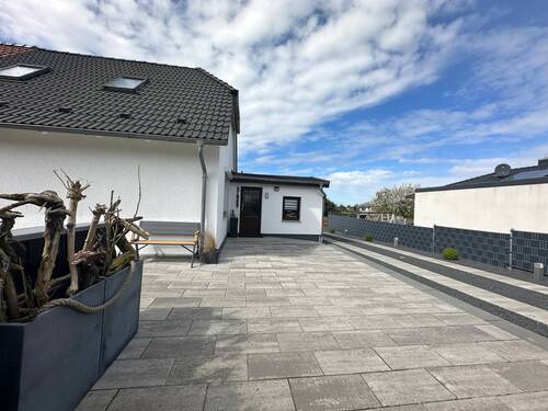 Eingang 1. Wohneinheit - 