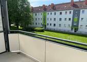 Aussicht Balkon - Etagenwohnung mit 61,40 m² in Oschersleben zur Miete