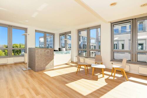 HQ Essen Ruhrallee_Germany_Centre 2746_Reception 2 - 