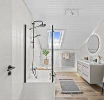 Sofort einziehen! Helle, lichtdurchflutete 3 Zimmer Wohnung in top Lage in Neutraubling