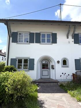 Ansicht Hauseingang - 5 Zimmer Reihenendhaus zum Kaufen in Schongau