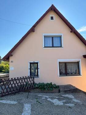 Wohnhaus - Großzügiges Grundstück mit Entwicklungspotenzial – 1.157 m² in attraktiver Lage mit Bestandshaus, Teilungsmöglichkeit und Nebengebäuden