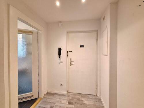 Diele - Etagenwohnung mit 39,00 m² in Feucht zum Kaufen