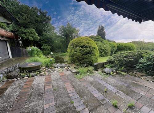 Garten - Mehrfamilienhaus, Wohnhaus mit 166,10 m&sup2; in Wermelskirchen zum Kaufen