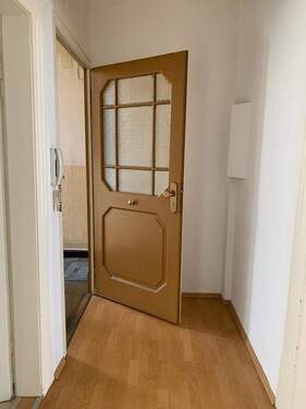 Flur - Etagenwohnung mit 64,00 m&sup2; in Nürnberg zur Miete