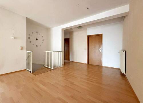 offener Essbereich mit Zugang zu weiteren Zimmern - 4 Zimmer Etagenwohnung zum Kaufen in Braunfels