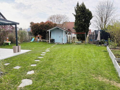 Bild 4 - 6 Zimmer Reihenendhaus in Eschbach