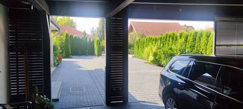 Sicht aus Carport - 