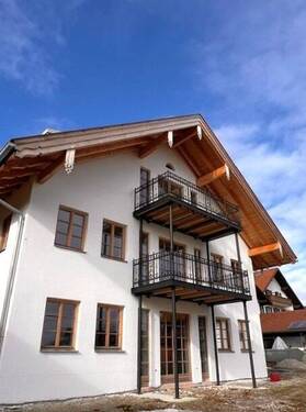 Großer Balkon - Etagenwohnung mit 124,20 m&sup2; in Wessobrunn zur Miete