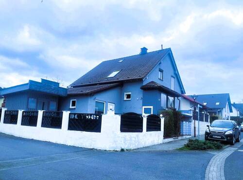 Seitenansicht.jpg - 5 Zimmer Einfamilienhaus in Arnstadt