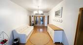Eingangsbereich / Diele (KI generiert) - 6 Zimmer Bauernhaus, Landhaus in Balge / Holzbalge