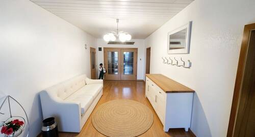 Eingangsbereich / Diele (KI generiert) - 6 Zimmer Bauernhaus, Landhaus in Balge / Holzbalge