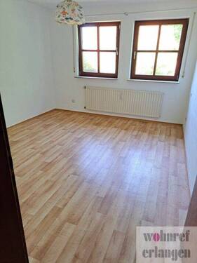  Schlafzimmer 3 - 