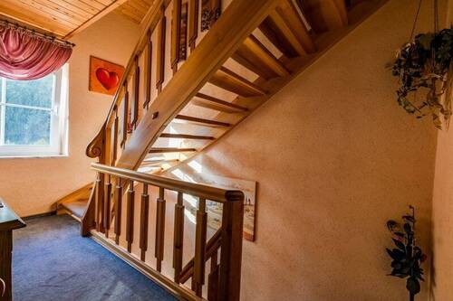 Flur gen Dachgeschoss - 