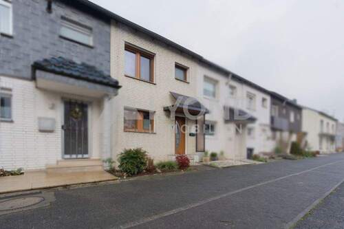 Außenansicht der Vorderseite - 4 Zimmer Reihenmittelhaus in Recklinghausen