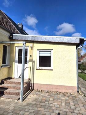 20260409_094719[1].jpg - 1 Zimmer Doppelhaushälfte zum Kaufen in Neutrebbin