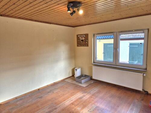 20260409_095058[1].jpg - 1 Zimmer Doppelhaushälfte in Neutrebbin