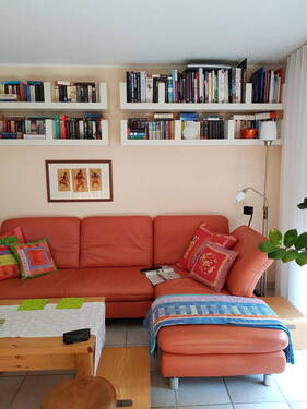 Helles Wohnzimmer - 4 Zimmer Reihenendhaus zum Kaufen in Hilden