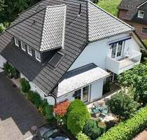 Zeitlose Eleganz in Gladbeck - Einfamilienhaus mit zwei Einheiten