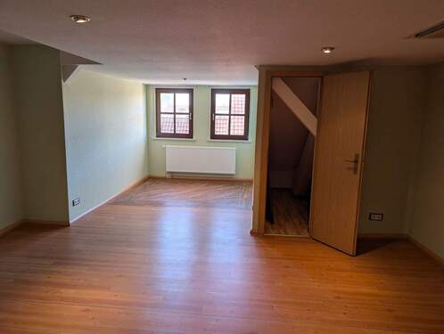 Raum DG mit Abstellräume - 