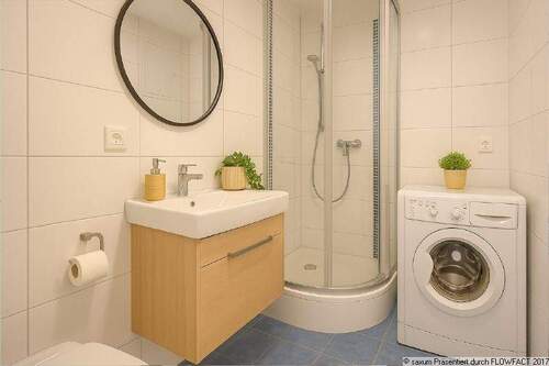 Bad mit Dusche-Einrichtungsbeispiel - 