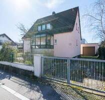 ***HANDWERKER AUFGEPASST: HAUS MIT POTENZIAL + 716 QM GRUNDSTÜCK*** - Rednitzhembach