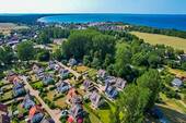 Blick über die Ferienhaussiedlung zur Ostsee - 
