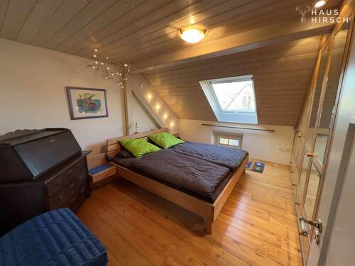 2. OG Schlafzimmer - 