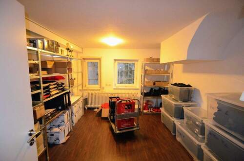 Nebenraum/Lager/Büro - Gewerbeobjekt (Büro, Produktion, Verkauf) in Herrenberg zur Miete