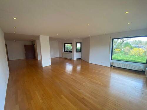 Wohnzimmer, Bild 2 - 