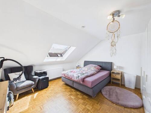 Schlafzimmer DG - 